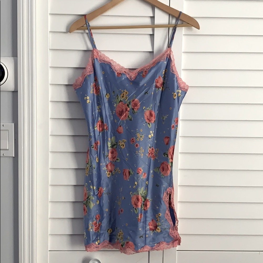 Victoria’s Secret silk nightgown SZ L LARGE GUC